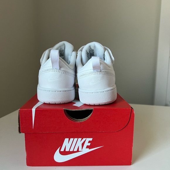 Nike Court Burough Kids Shoes All White Size 10C - Picture 6 of 6